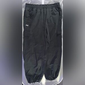 Under Armour Women’s Rival Woven Cargo Pants